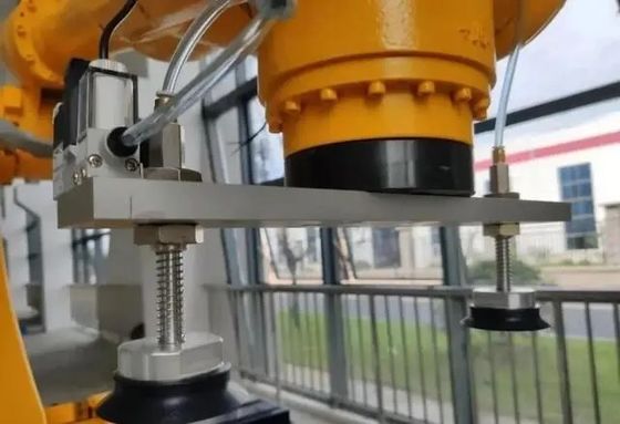 أنواع الروبوتات المقبضة أكواب شفط الفراغ للحصول على الأشياء ورفعها